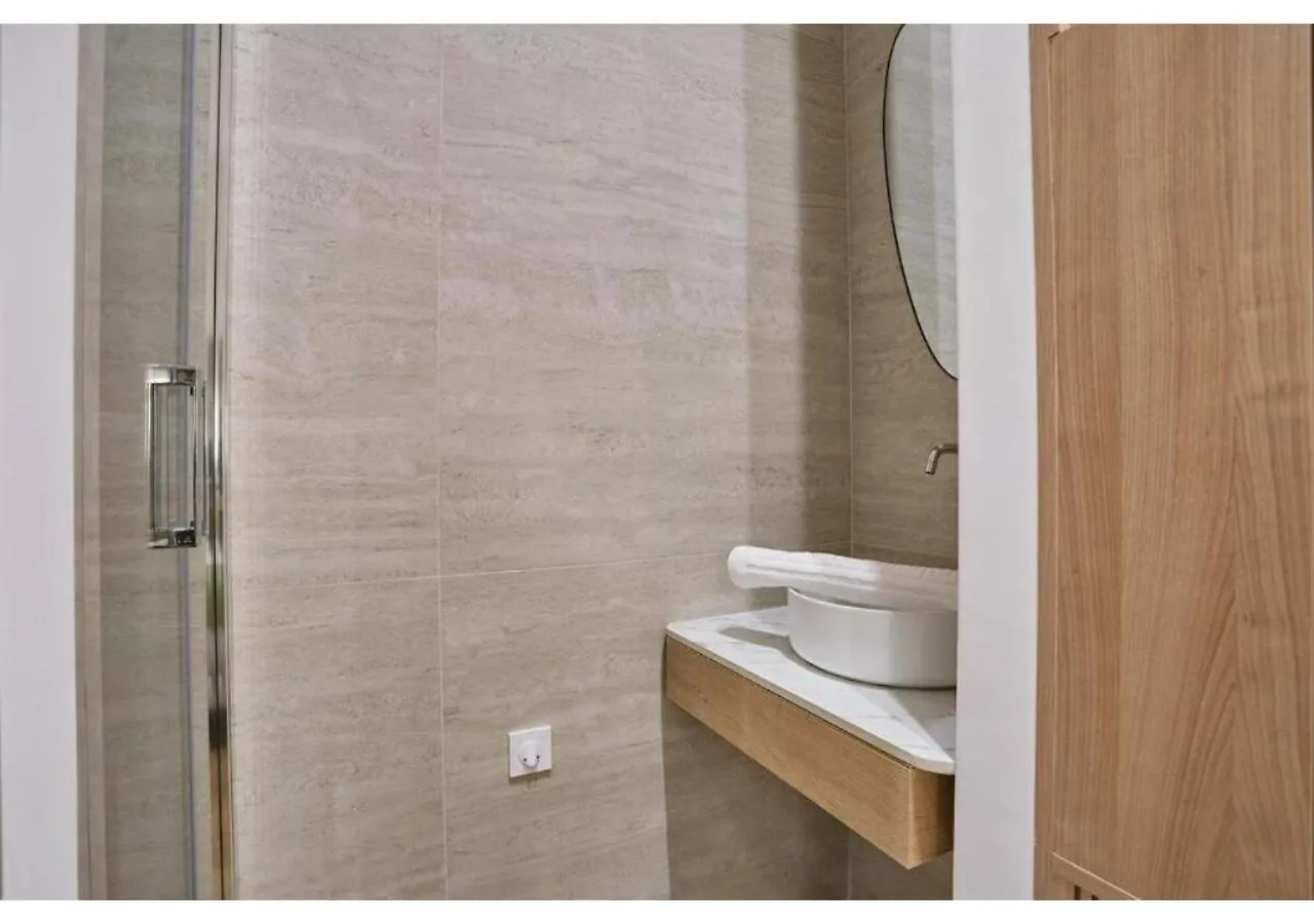 Apartment On The Champs Elysees Paris France