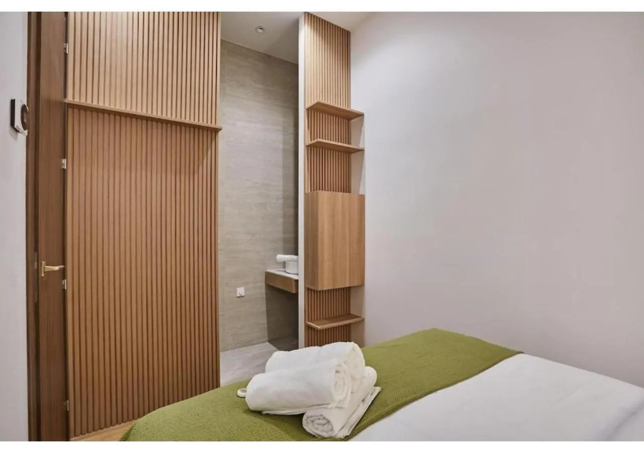 Apartment On The Champs Elysees Paris France
