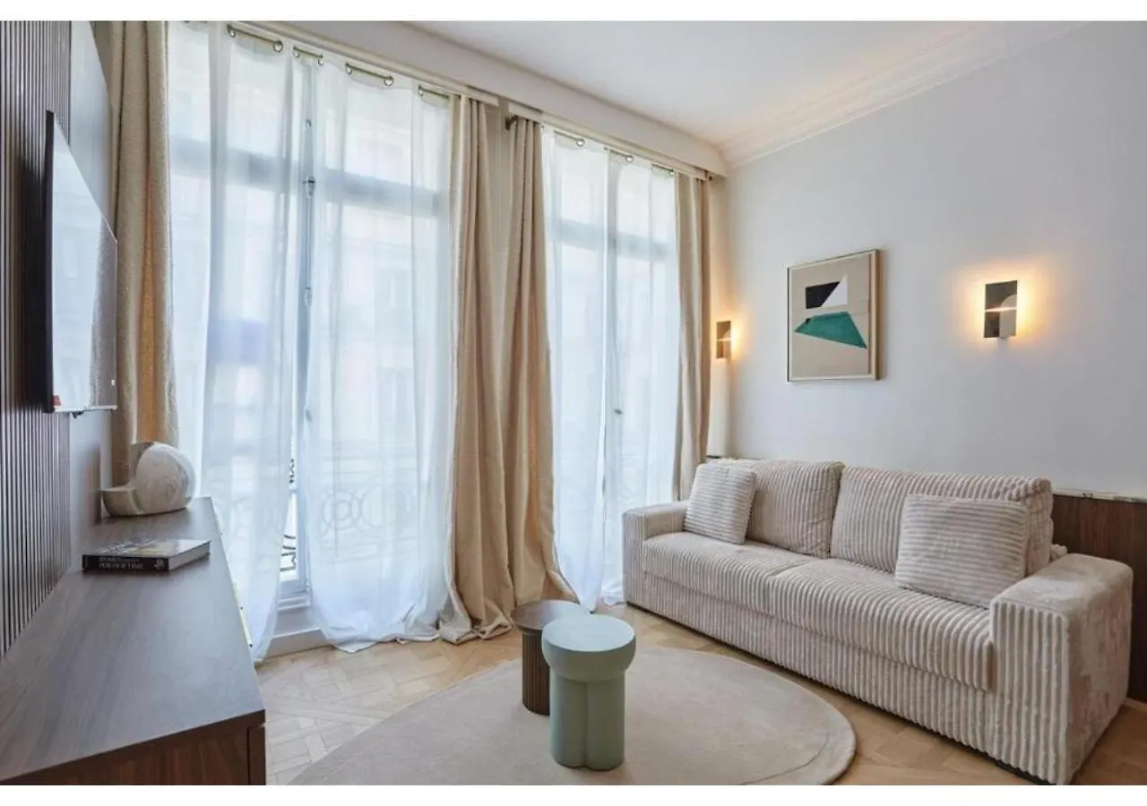 Apartment On The Champs Elysees Paris